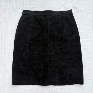 P.B. Martin vintage black 100% leather suede skirt size 14 (runs small)